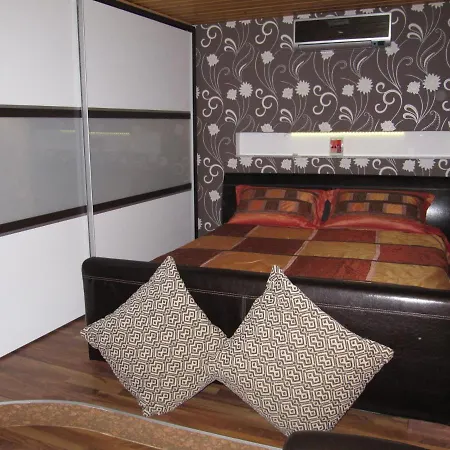 Belloapartamento Ház Balatonkenese, 800m, Jakuzzi