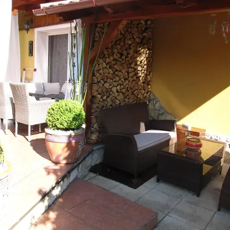 Belloapartamento Ház Balatonkenese, 800m, Jakuzzi