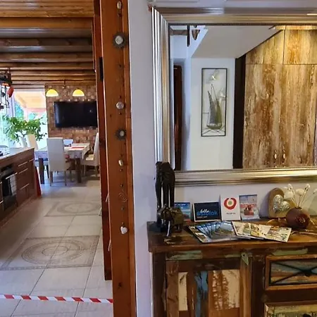 Belloapartamento Haz Balatonkenese, 800m, Jakuzzi バラトンケネシェ