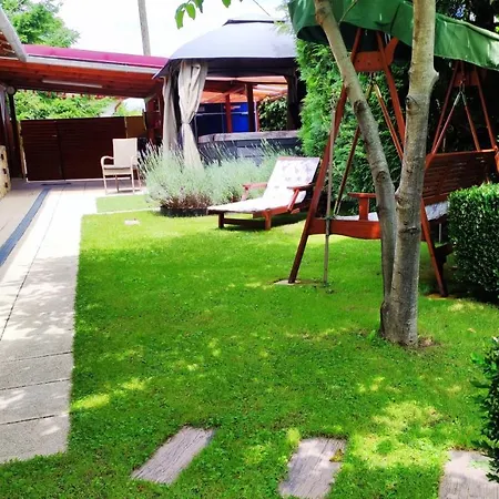 Belloapartamento Haz Balatonkenese, 800m, Jakuzzi Apartment
