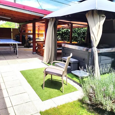 Belloapartamento Haz Balatonkenese, 800m, Jakuzzi