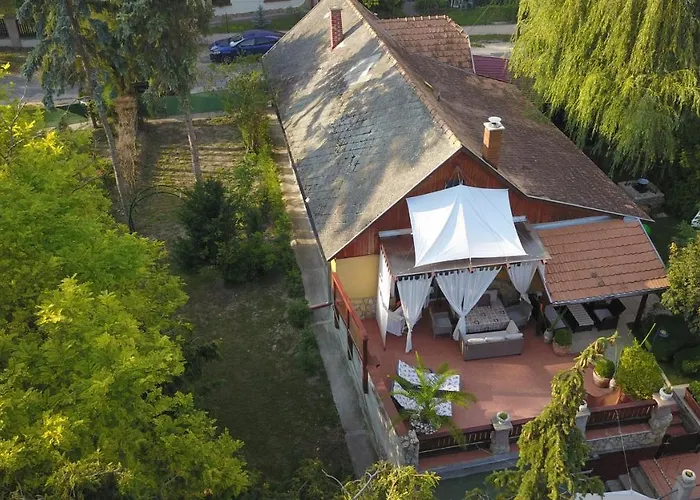 Belloapartamento Haz Balatonkenese, 800m, Jakuzzi *