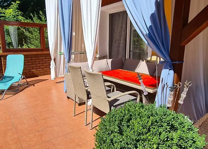 Belloapartamento Haz Balatonkenese, 800m, Jakuzzi דירה באלאטונקנשה