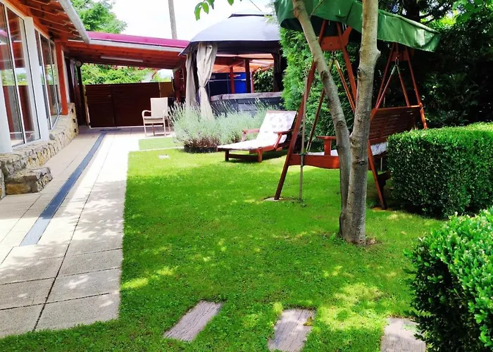 Belloapartamento Haz Balatonkenese, 800m, Jakuzzi דירה